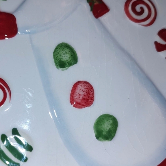 Bundle of 2 Red Christmas Snowman Decorative Plates Winter Seasonal - Flawed - Picture 4 of 4